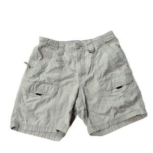 Authentic Issue Wrangler, 33, and Sand.
